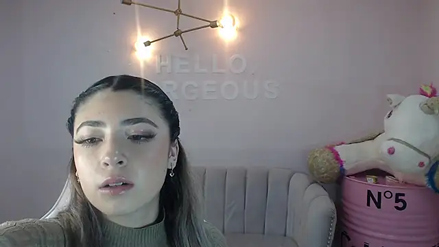 Snapshot of channel_blonde_a chatting on February 17, 2025, 4:37 pm channel blonde a online show from February 17, 2025, 4:37 pm