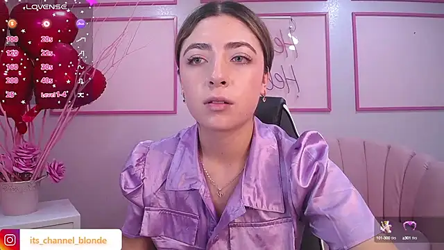 Snapshot of channel_blonde_a chatting on February 21, 2025, 7:43 pm channel blonde a online show from February 21, 2025, 7:43 pm