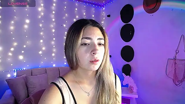 Snapshot of channel_blonde_a chatting on March 6, 2025, 4:28 pm channel blonde a online show from March 6, 2025, 4:28 pm