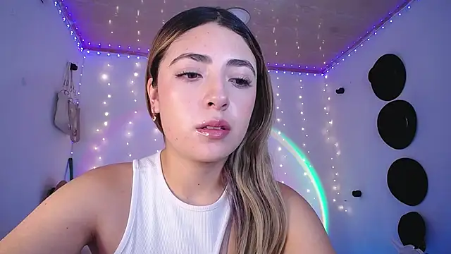 Snapshot of channel_blonde_a chatting on March 12, 2025, 6:55 pm channel blonde a online show from March 12, 2025, 6:55 pm