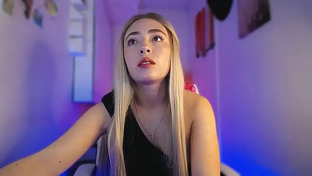 Snapshot of channel_blonde_a chatting on September 15, 2025, 5:51 am channel blonde a online show from September 15, 2025, 5:51 am