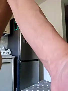 Snapshot of cuplu29 chatting on September 19, 2025, 9:54 am cuplu29 online show from September 19, 2025, 9:54 am