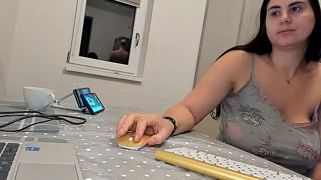 Snapshot of cuplu29 chatting on October 7, 2025, 9:56 pm cuplu29 online show from October 7, 2025, 9:56 pm