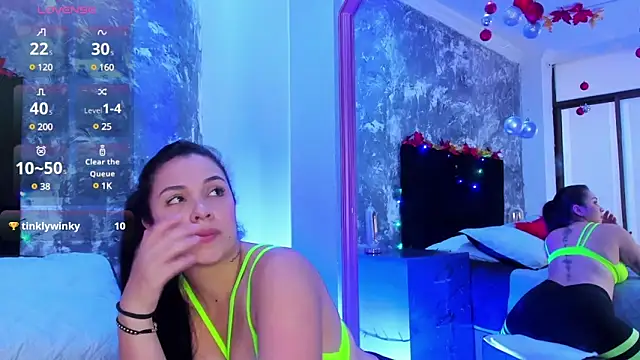 brianaGuzman online show from December 12, 2024, 3:48 pm
