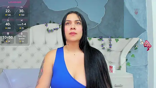 brianaGuzman online show from April 28, 2026, 2:22 pm