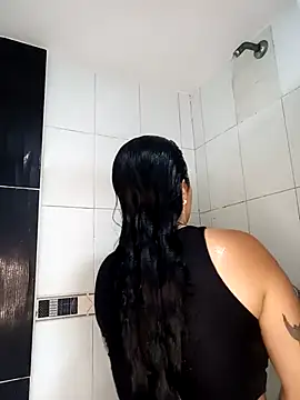 brianaGuzman online show from May 9, 2026, 9:09 pm