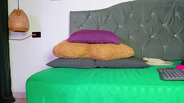 louis bcasta1 online show from January 18, 2026, 12:31 pm