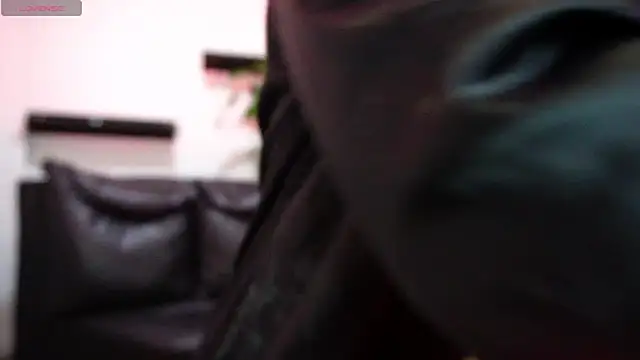 Snapshot of amy_fox2 chatting on March 6, 2026, 2:02 pm amy fox2 online show from March 6, 2026, 2:02 pm