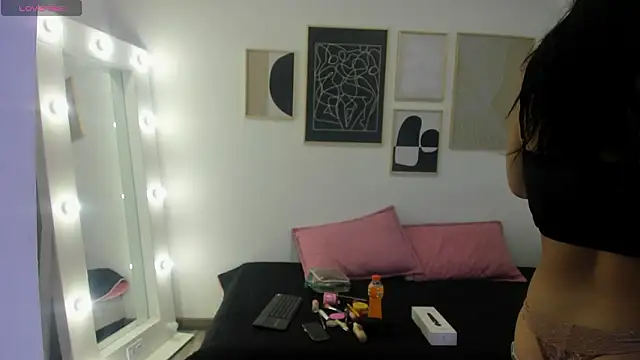 Snapshot of amy_fox2 chatting on March 9, 2026, 1:59 pm amy fox2 online show from March 9, 2026, 1:59 pm