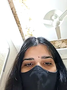 Snapshot of aaliya_bhattt chatting on July 21, 2026, 9:33 am aaliya bhattt online show from July 21, 2026, 9:33 am