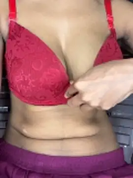 baby soni78690 online show from June 14, 2026, 4:42 pm