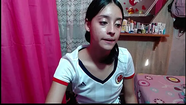 Snapshot of Lunawillis chatting on March 26, 2026, 9:20 pm Lunawillis online show from March 26, 2026, 9:20 pm