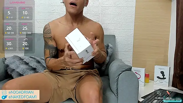 Snapshot of nakedfoam1 chatting on February 28, 2025, 2:09 am nakedfoam1 online show from February 28, 2025, 2:09 am