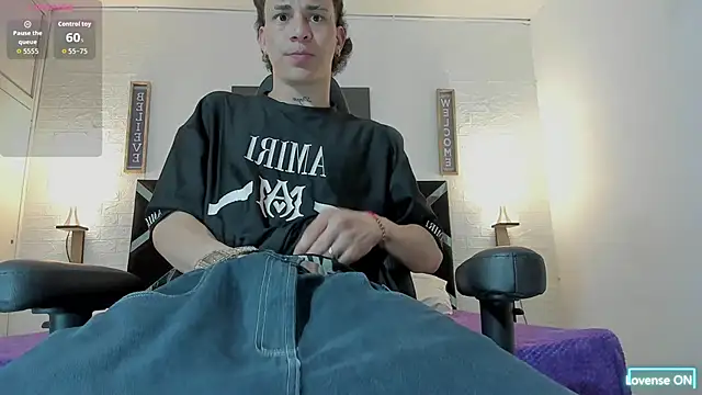 Snapshot of nakedfoam1 chatting on September 11, 2025, 3:28 am nakedfoam1 online show from September 11, 2025, 3:28 am