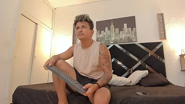 Snapshot of nakedfoam1 chatting on September 23, 2025, 4:15 am nakedfoam1 online show from September 23, 2025, 4:15 am