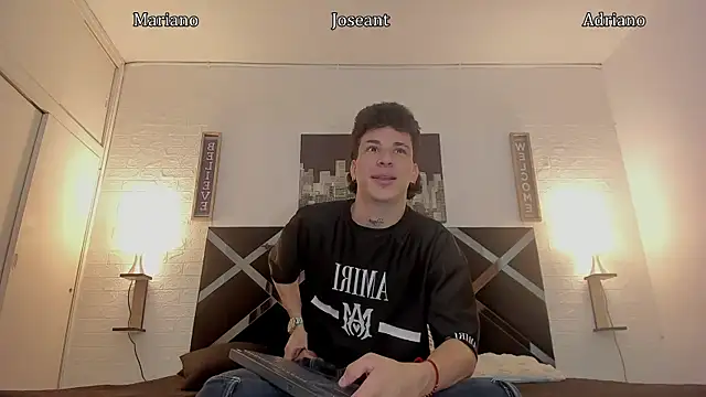 Snapshot of nakedfoam1 chatting on October 11, 2025, 3:28 am nakedfoam1 online show from October 11, 2025, 3:28 am