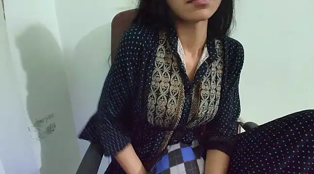 Srabontii online show from February 11, 2025, 9:46 pm