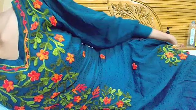 Srabontii online show from October 31, 2025, 9:38 pm