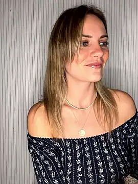 Snapshot of Milla__one chatting on October 13, 2025, 5:13 pm Milla one online show from October 13, 2025, 5:13 pm