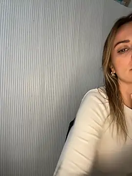 Snapshot of Milla__one chatting on November 2, 2025, 9:55 am Milla one online show from November 2, 2025, 9:55 am