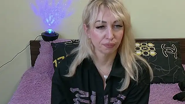 Denny Brenda online show from January 18, 2025, 8:41 am