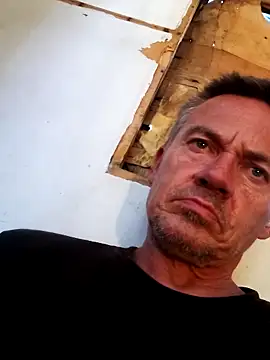 Snapshot of ed44435 chatting on October 27, 2025, 4:22 pm ed44435 online show from October 27, 2025, 4:22 pm