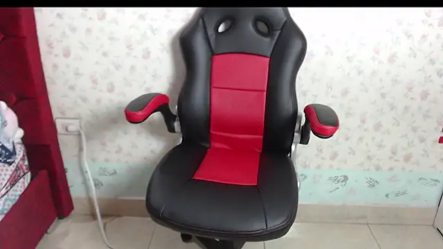 kayla k18 online show from September 21, 2025, 12:34 am