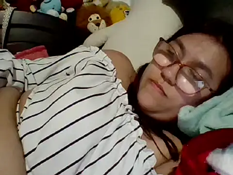 Snapshot of dafne19_ chatting on January 6, 2025, 4:26 am dafne19  online show from January 6, 2025, 4:26 am