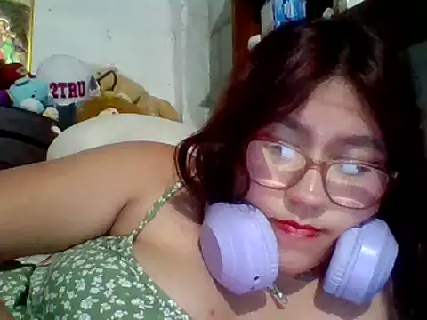 Snapshot of dafne19_ chatting on January 12, 2025, 6:17 am dafne19  online show from January 12, 2025, 6:17 am