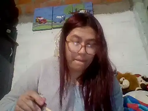 Snapshot of dafne19_ chatting on February 2, 2025, 3:10 am dafne19  online show from February 2, 2025, 3:10 am