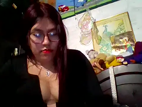 Snapshot of dafne19_ chatting on February 17, 2025, 3:47 am dafne19  online show from February 17, 2025, 3:47 am