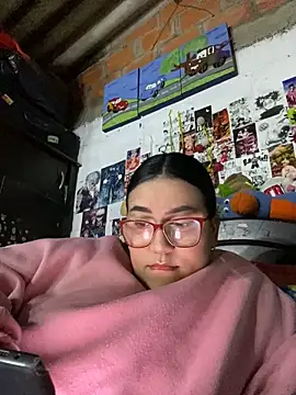 Snapshot of dafne19_ chatting on October 25, 2025, 5:15 am dafne19  online show from October 25, 2025, 5:15 am
