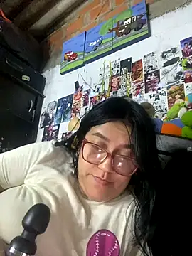 Snapshot of dafne19_ chatting on October 27, 2025, 3:43 am dafne19  online show from October 27, 2025, 3:43 am