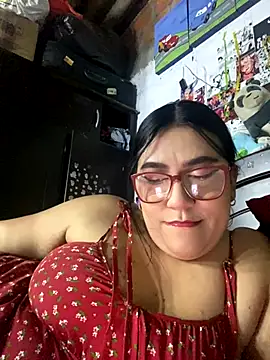 Snapshot of dafne19_ chatting on October 28, 2025, 4:38 am dafne19  online show from October 28, 2025, 4:38 am