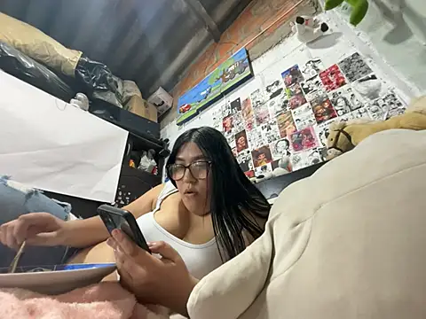 dafne19  online show from June 28, 2026, 3:56 am