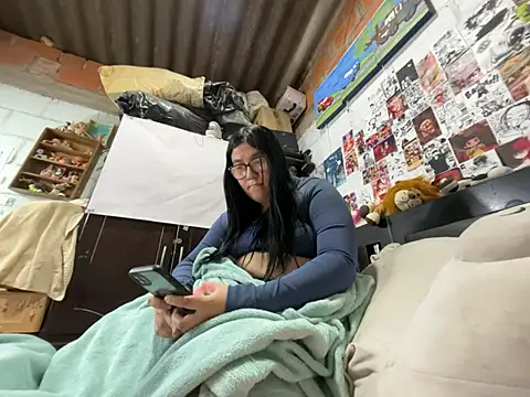 dafne19  online show from July 5, 2026, 4:19 am