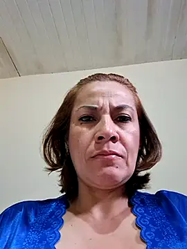 Snapshot of Zaralu_ chatting on November 19, 2025, 12:38 pm Zaralu online show from November 19, 2025, 12:38 pm