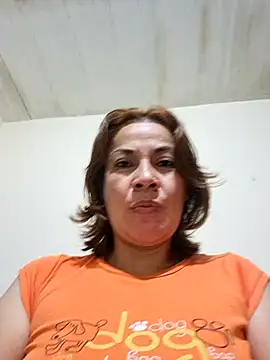 Snapshot of Zaralu_ chatting on November 28, 2025, 12:52 pm Zaralu online show from November 28, 2025, 12:52 pm
