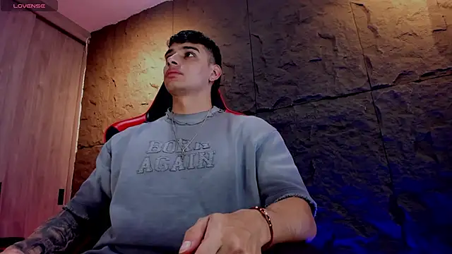 Snapshot of joseph_boy chatting on October 19, 2025, 12:06 pm joseph boy online show from October 19, 2025, 12:06 pm