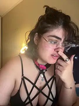 Snapshot of yudrayeb chatting on January 21, 2025, 1:29 am yudrayeb online show from January 21, 2025, 1:29 am