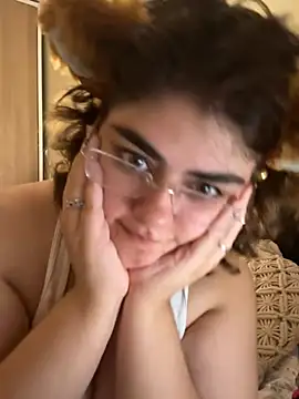 Snapshot of yudrayeb chatting on January 24, 2025, 5:53 am yudrayeb online show from January 24, 2025, 5:53 am