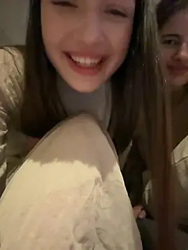 Snapshot of Sophie_Avory chatting on December 24, 2024, 3:47 pm Sophie Avory online show from December 24, 2024, 3:47 pm