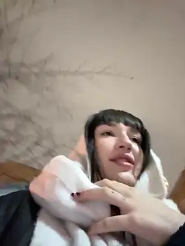 Snapshot of Sophie_Avory chatting on February 18, 2025, 5:31 pm Sophie Avory online show from February 18, 2025, 5:31 pm