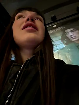 Snapshot of Sophie_Avory chatting on October 2, 2025, 7:10 pm Sophie Avory online show from October 2, 2025, 7:10 pm