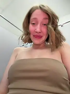 Sophie Avory online show from May 14, 2026, 6:26 pm
