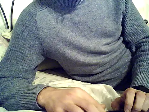 Snapshot of Tutto_tuox chatting on February 6, 2026, 7:45 am Tutto tuox online show from February 6, 2026, 7:45 am