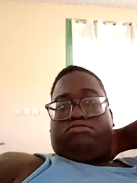 Jeanlaurent972 online show from February 21, 2026, 2:07 pm