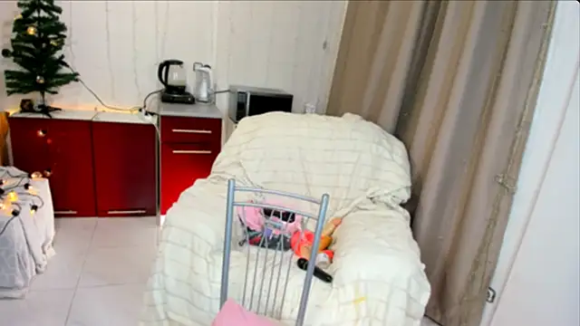 Nyymph online show from December 19, 2024, 10:21 pm