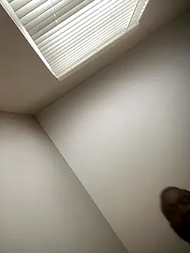 Snapshot of abdoul- chatting on October 19, 2025, 6:19 pm abdoul- online show from October 19, 2025, 6:19 pm