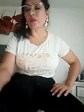 katysquirtdirty online show from April 29, 2026, 11:55 pm